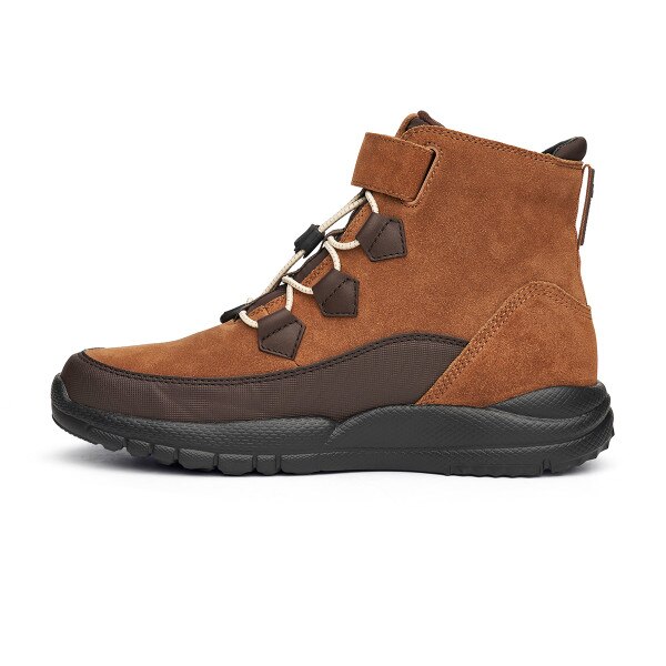 No. 89 Trail Hiker Boot in Almond
